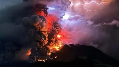 INDONESIA VOLCÁN 1