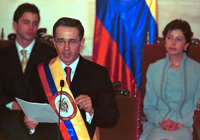 El plan de Álvaro Uribe para mantenerse en el poder | Agenciapi.co