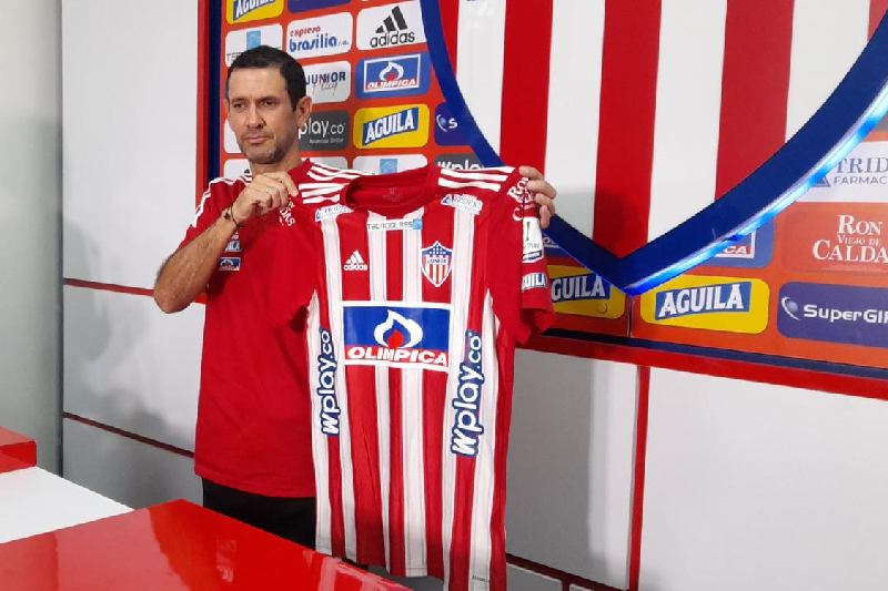 Arturo Reyes regresa como técnico al Junior tras la salida de Hernán ...