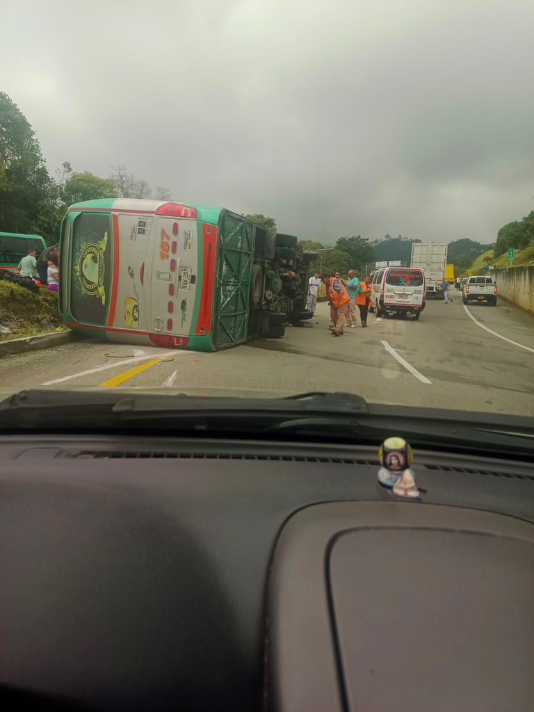 Accidente en la vía Bogotá – La Vega deja al menos cinco heridos