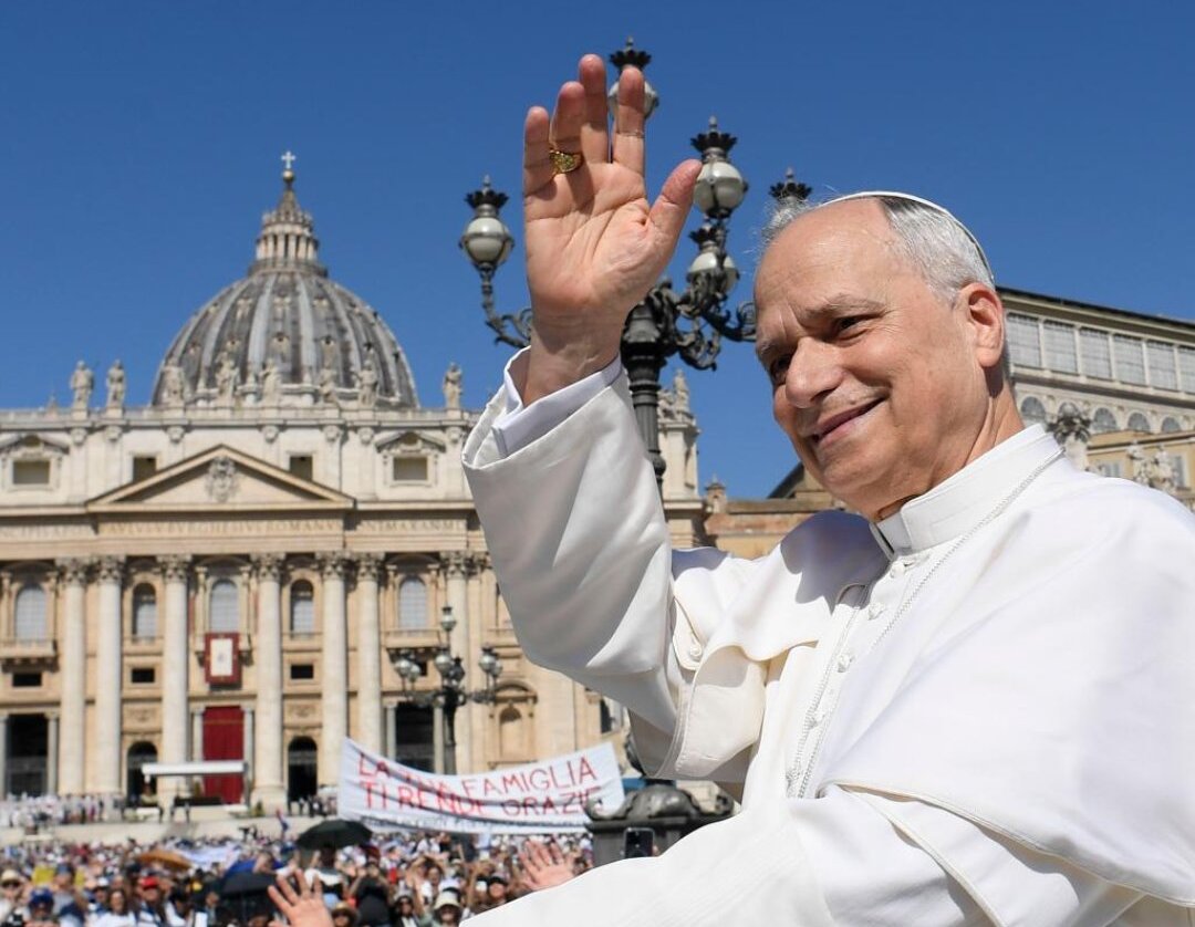 El papa León XIV hace llamado a la paz en Oriente Medio, Ucrania y ...