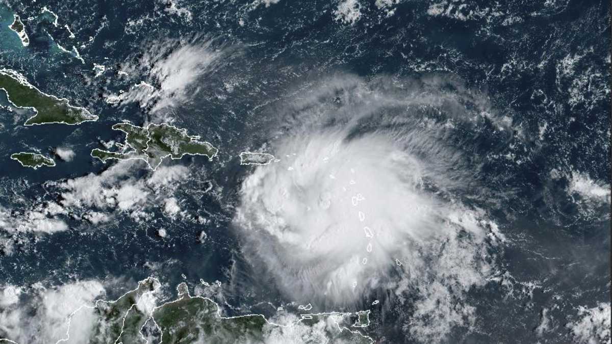 Tormenta Fiona se convierte en amenaza de huracán/Semana
