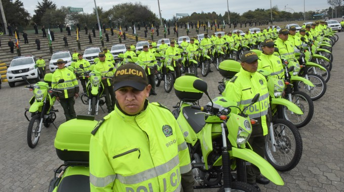 Policía