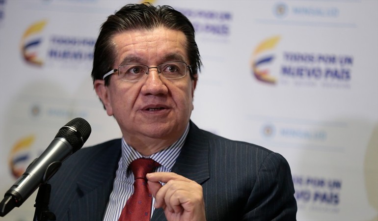 Fernando Ruiz, Ministro de Salud