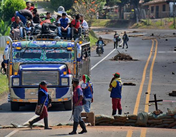 Protestas indígenas en Vía Panamericana/El País