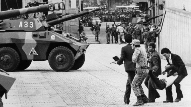 Toma del Palacio de Justicia Bogotá, 7 de noviembre de 1985 / Foto: AFP