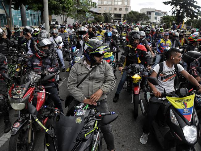 Gremio de motociclistas en Colombia/Caracol Radio