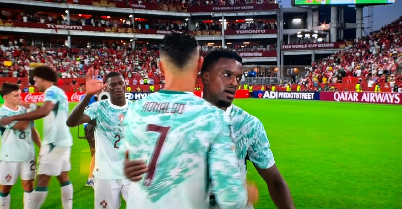 Portugal clasifica a octavos de final.