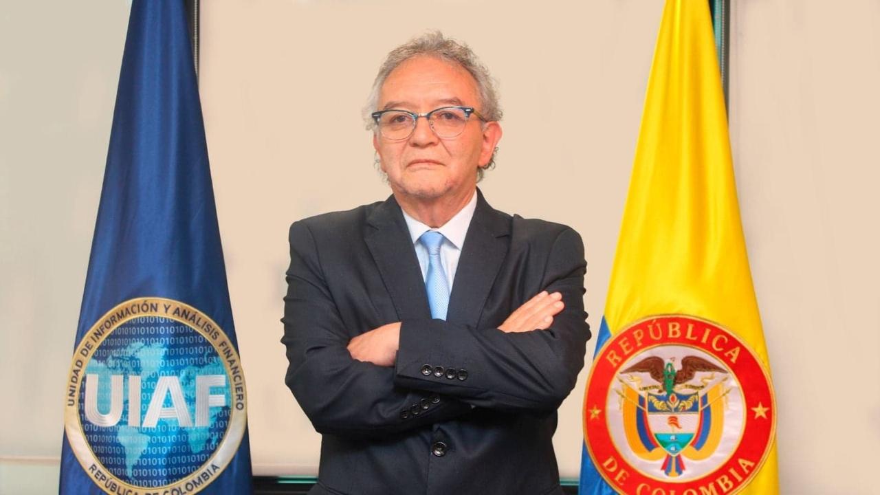 Jorge Lemus, dirigió la DNI y la UIAF