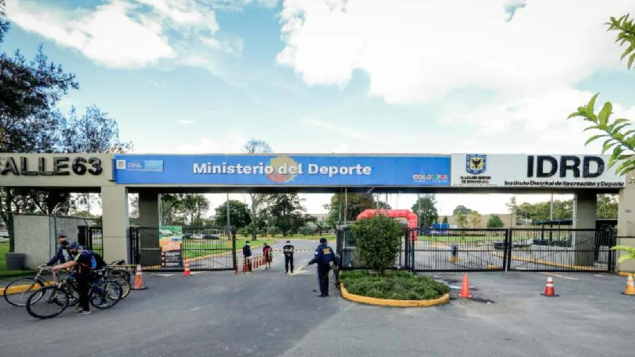 Fachada del Ministerio del Deporte en Bogotá.