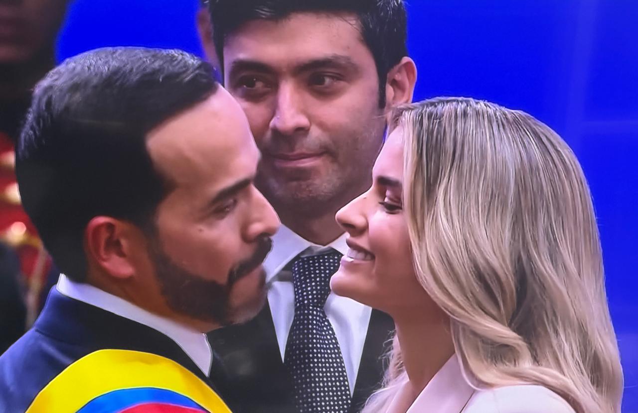 Abelardo de la Espriella, presidente de Colombia y Ana Lucía Pineda, primera dama de Colombia. Captura de video.