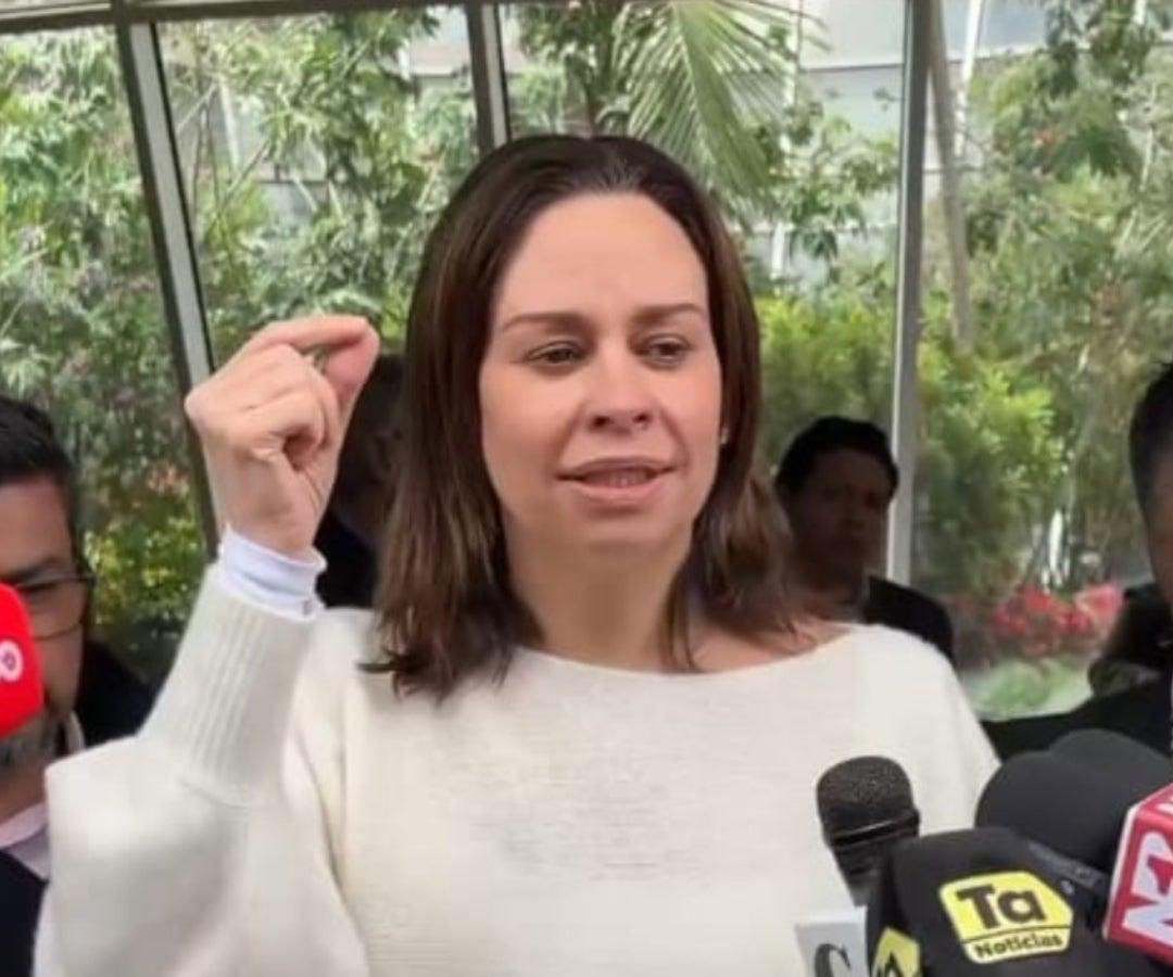 María Claudia Trazona, viuda de Miguel Uribe Turbay.