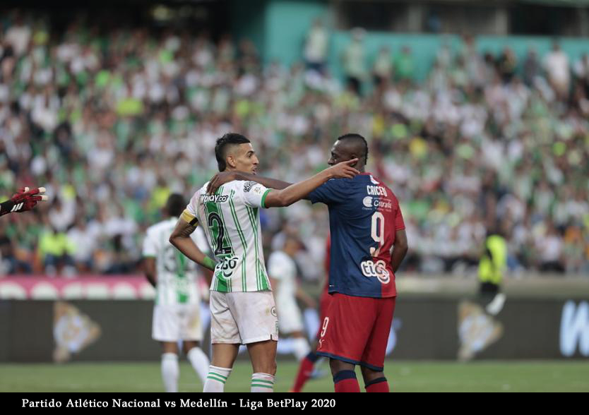 OTRO PLANO DE PARTIDO DE FUTBOL