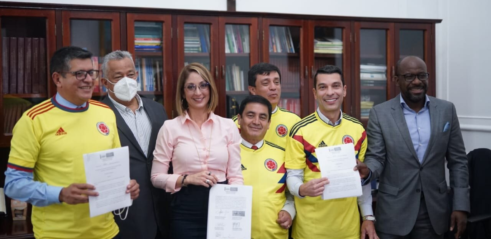 Radicado Proyecto de Ley que busca declarar como patrimonio cultural e inmaterial, el fútbol colombiano