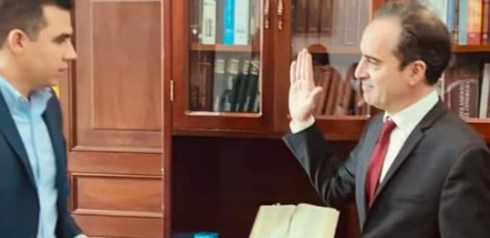 Congresista por sólo 14 días