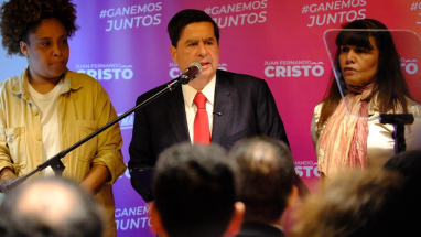 Juan Fernando Cristo en su lanzamiento de campaña