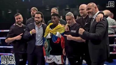 Jhon "El Tigre" Orobio a Yomar Álamo