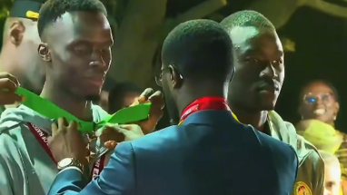 Jugadores y cuerpo técnico de Senegal fueron honrados con el cargo de Comandantes de la Orden Nacional.