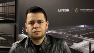Jota Pe Hernández denuncia
