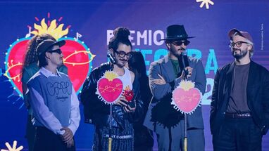 Morat y Camilo se llevan el premio a Mejor Canción Nuestra Tierra del Año