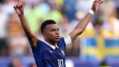 Kylian Mbappé Francia vs Suecia