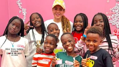 Shakira llevó a los Ghetto Kids de paseo por Nueva York