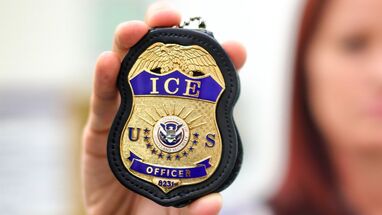 Escudo ICE EEUU