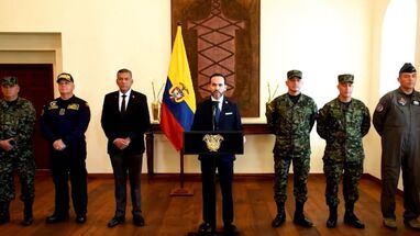 Presidente Abelardo de la Espriella anuncia nueva cúpula militar