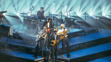Morat en su “Ya Es Mañana World Tour” en el Movistar Arena de Bogotá