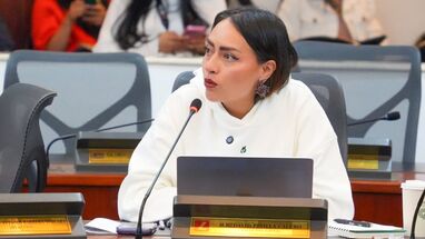 Lalis senadora