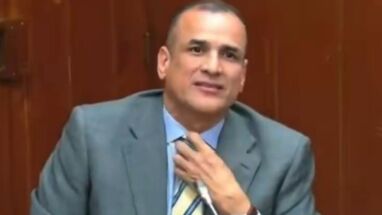 Carlos René Montoya Muñoz, expresidente de Colpensiones en la Comisión Séptima del Senado