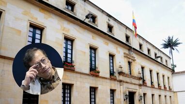 Sede de la Cancillería y Gustavo Petro