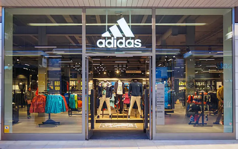 Adidas 12 Agosto