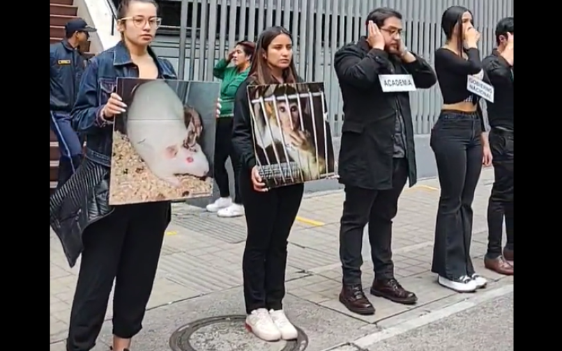Protesta Minsalud