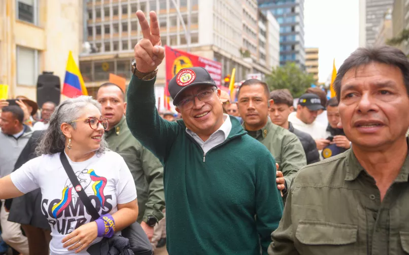 GUSTAVO PETRO 2 DE MAYO 1