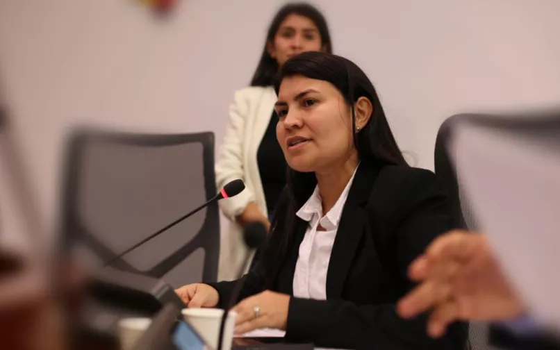 KAREN MANRIQUE 4 DICIEMBRE