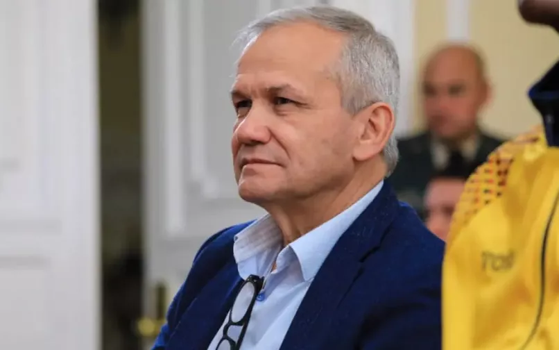  Carlos Ramón González