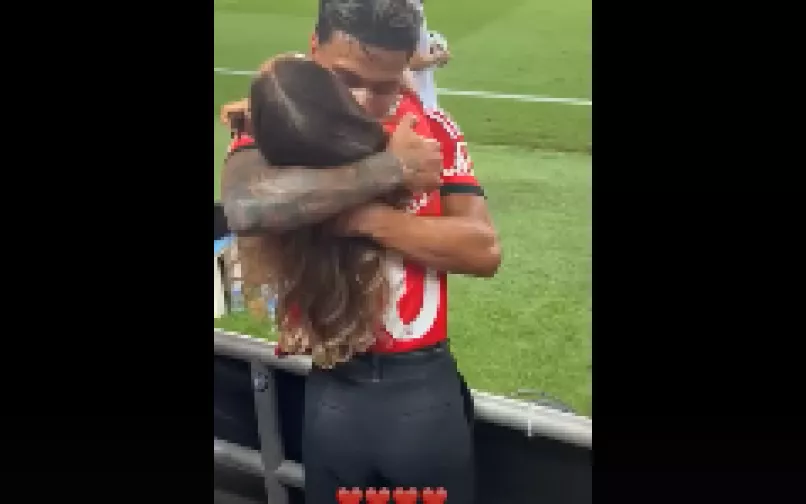 Richard Ríos y pareja