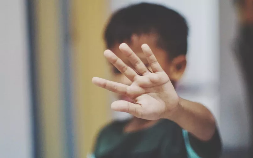 capturado por maltrato infantil en medellin