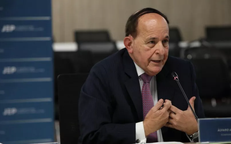 exsenador Álvaro Ashton