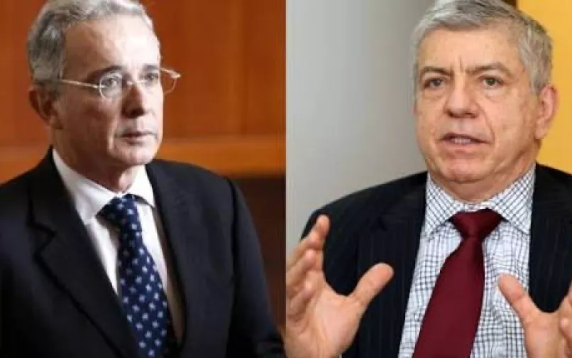 Alvaro Uribe y César Gaviria