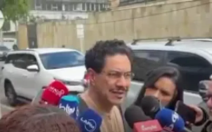 Iván Cepeda rueda de prensa