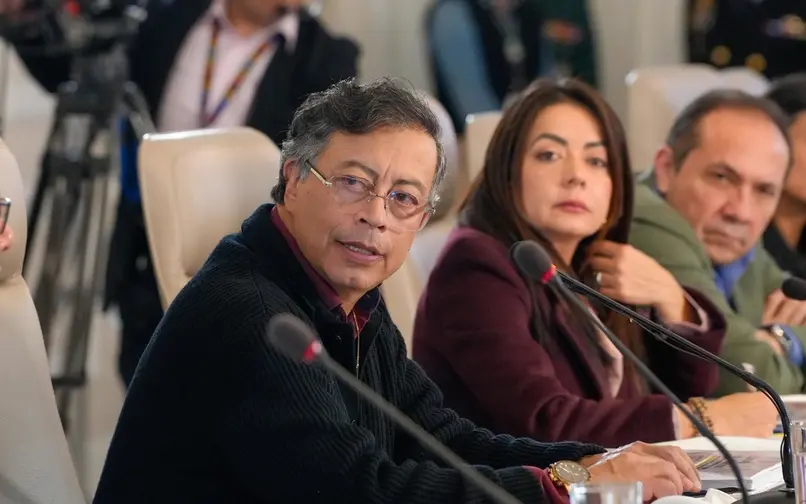 Gustavo Petro emergencia económica
