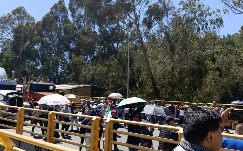 Puente Internacional de Rumichaca volvió a operar