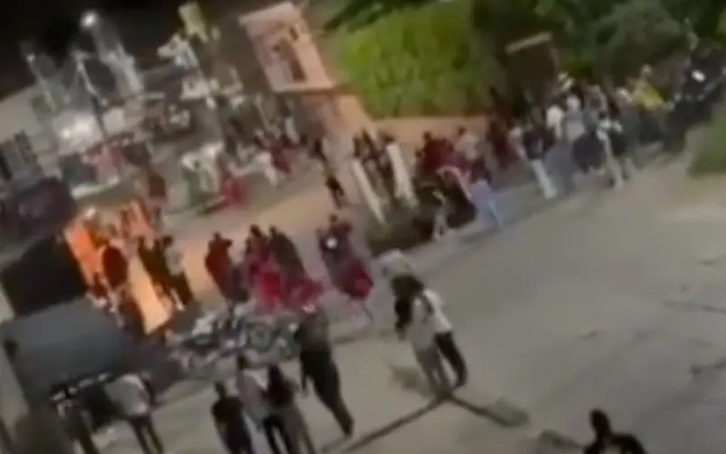 estampida en procesion en valle