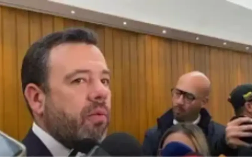 Carlos Fernando Galán, alcalde de Bogotá, ante los medios