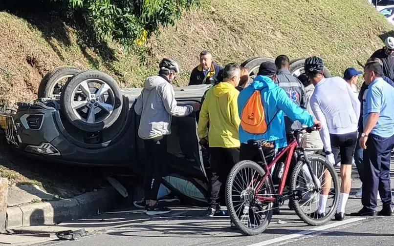 accidente via zipaquira 12abril