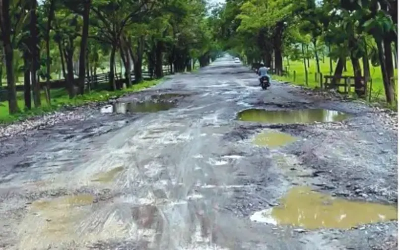 Vía en mal estado en el Urabá antioqueño