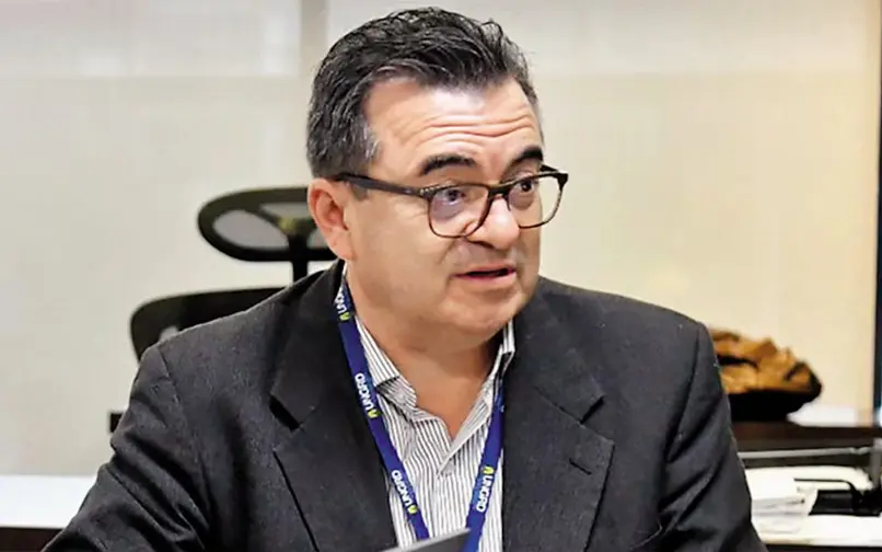 Olmedo López 26