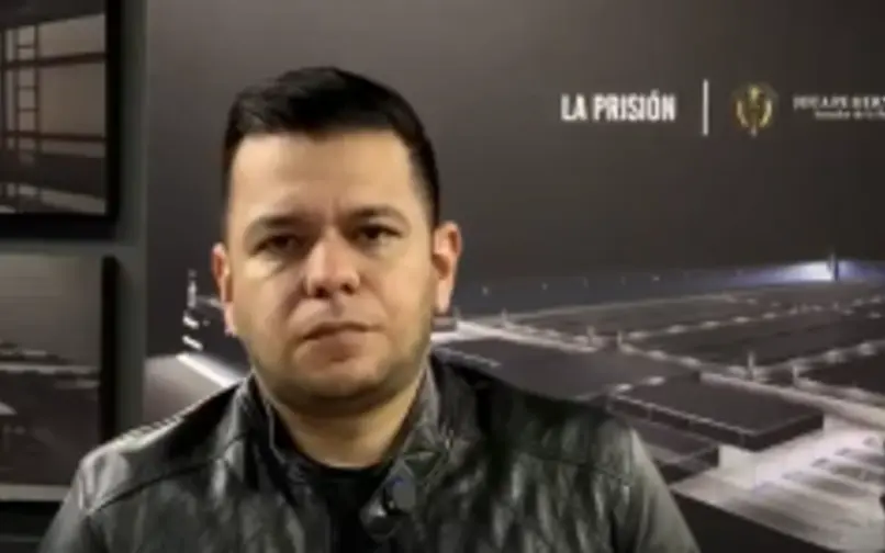Jota Pe Hernández denuncia